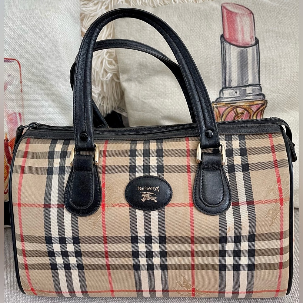 Coa Burberry Vintage Nova Check Boston Bag (Comparable To A Speedy 35)